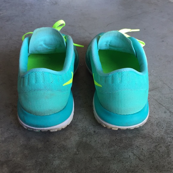 Nike Running Shoes - Picture 3 of 4